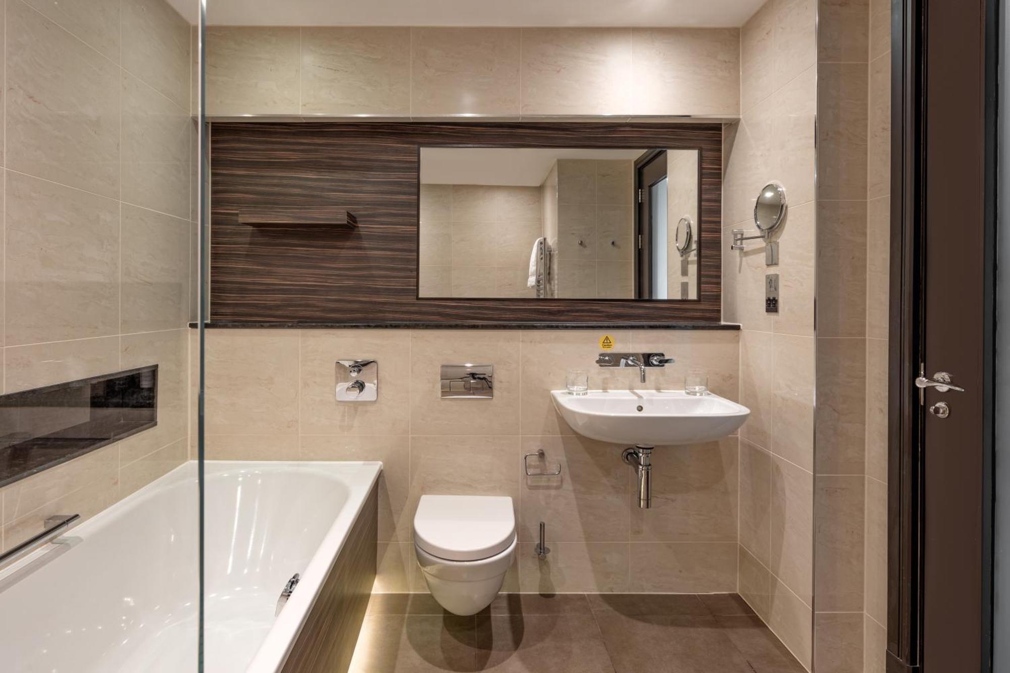 Stanley House Hotel & Spa Блэкберн Экстерьер фото